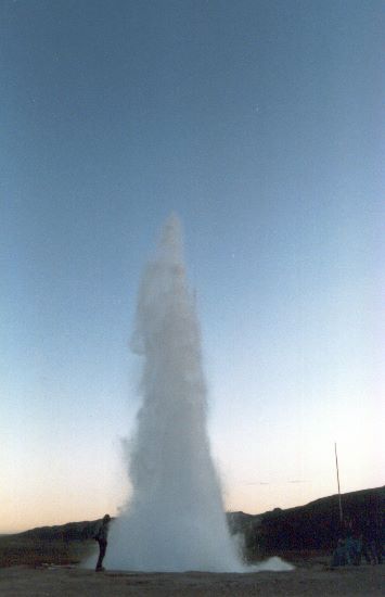 ../Images/08geysir.jpg