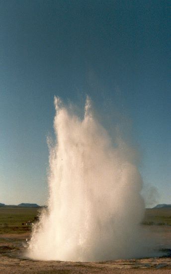 ../Images/13geysir.jpg